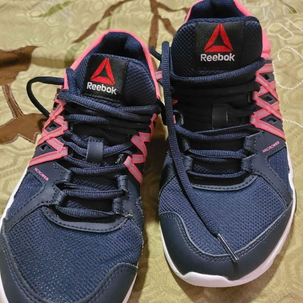 Womens Reebok Athletic Shoes